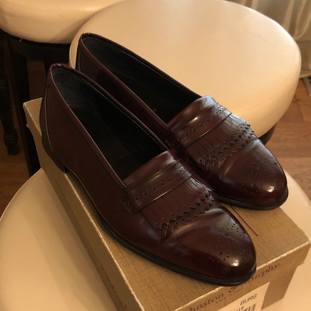 Johnston & Murphy Vintage Men's Burgundy Kiltie Leather Miletto Loafers w trees
